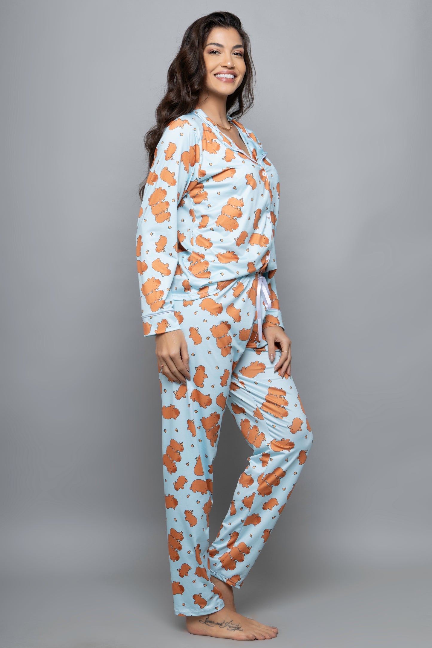 Pijama americano longo flut- Capivara Azul